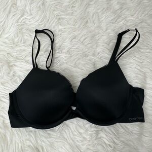 NWOT Calvin Klein Women’s Black Bra Size 32C